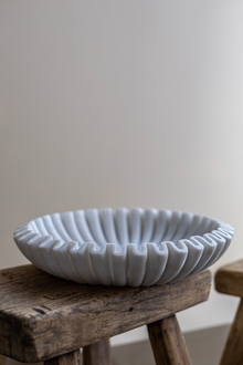  Marble Fluted Scalloped Bowls: Large
