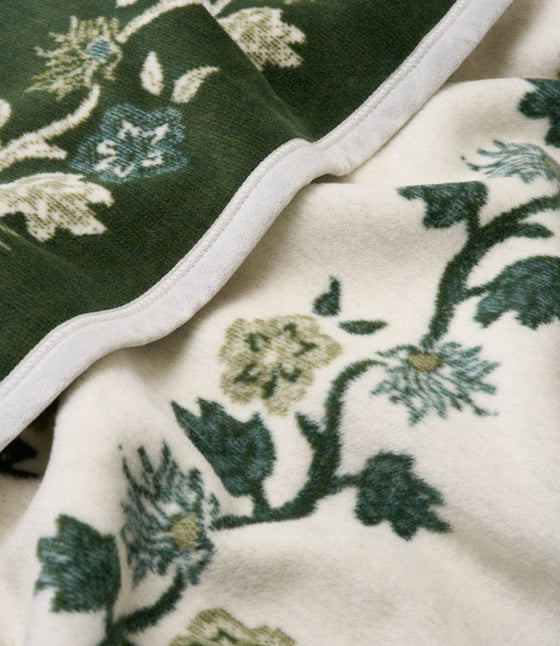 Climbing Vines Blanket: Original