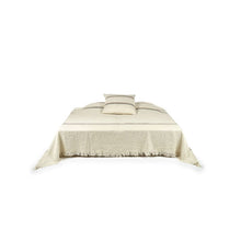  Auburn Coverlet