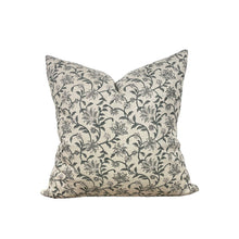  Flora Pillow