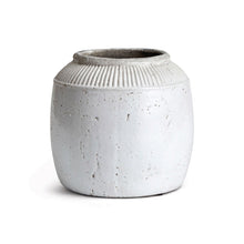  Etruia Jar Large