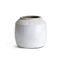  Etruia Jar Small